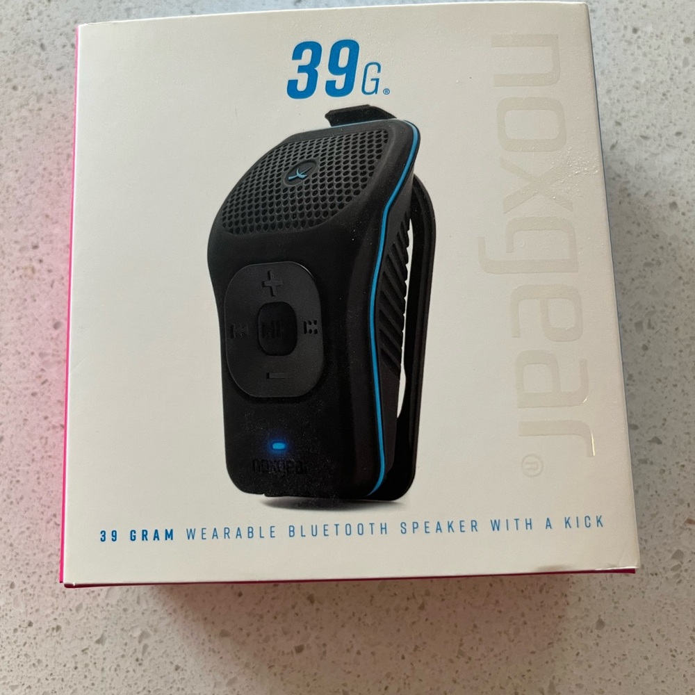 2022 noxgear 39g Wearable Waterproof Bluetooth Speaker - Magnetic Clip-On